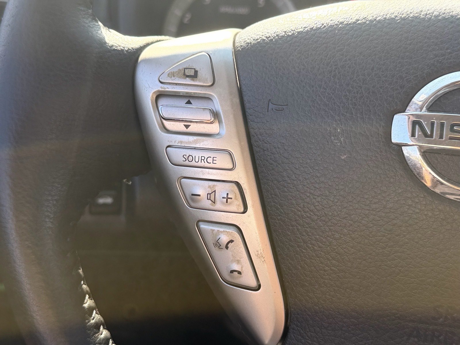 Used 2014 Nissan Sentra SR w/ SR Driver Package FWD image 30