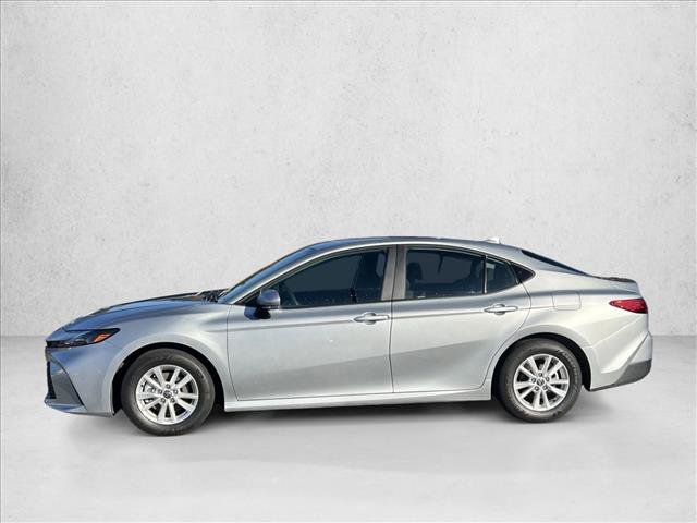Used 2025 Toyota Camry LE image 8
