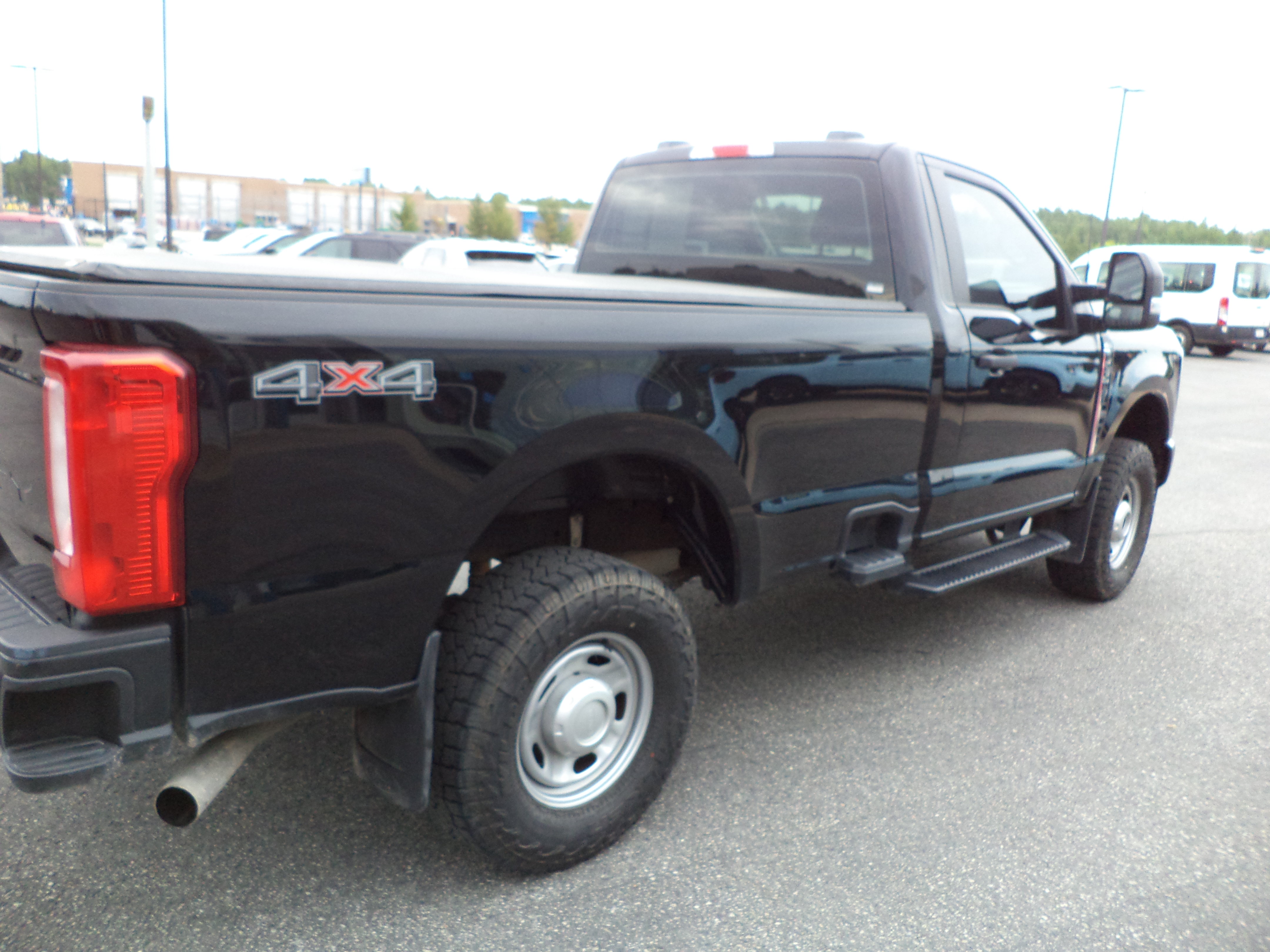 Used 2024 Ford F250 XL w/ Snow Plow Prep Package AWD/4WD image 6