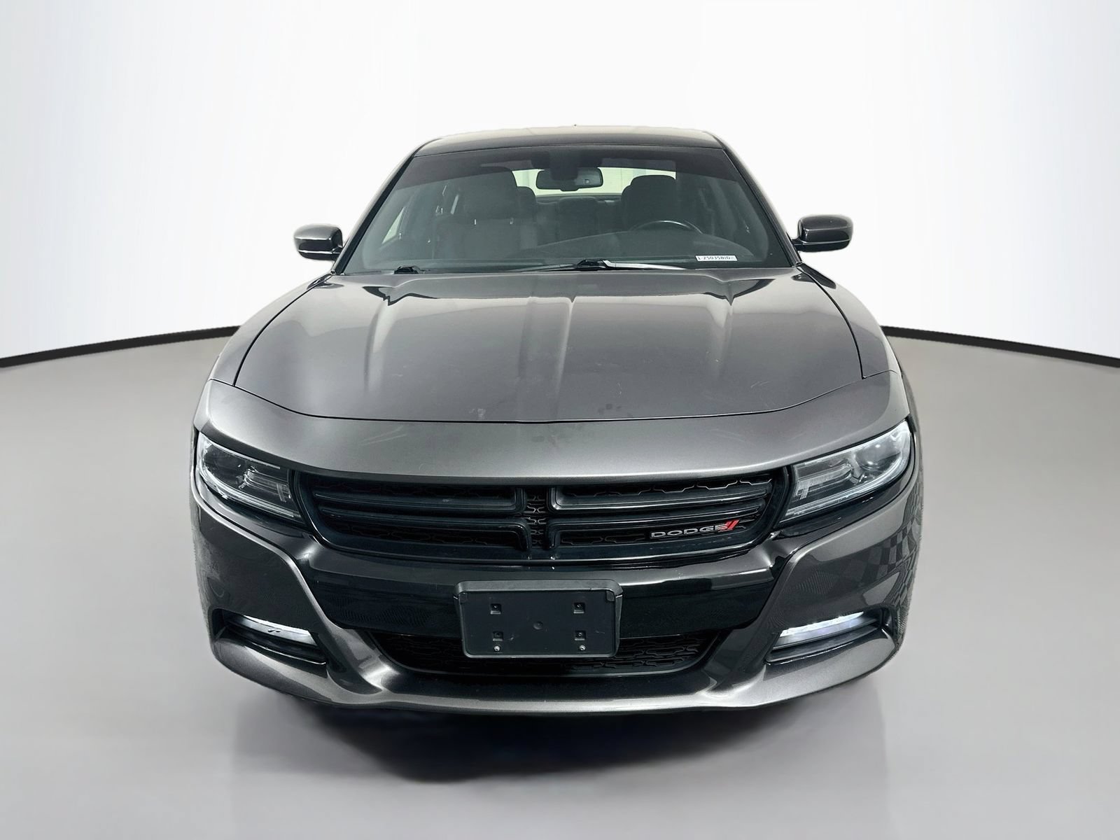 Used 2019 Dodge Charger SXT AWD/4WD image 2