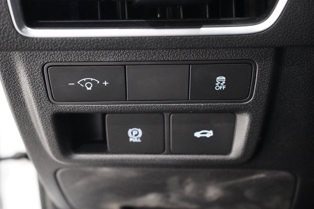 Used 2025 Hyundai Sonata SEL FWD image 19