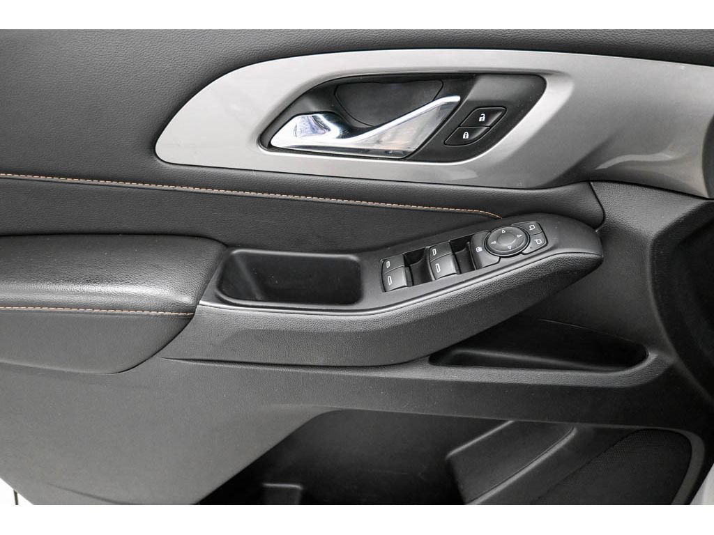 Used 2019 Chevrolet Traverse LS AWD/4WD image 10