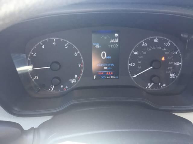 Used 2025 Toyota Corolla LE FWD image 14