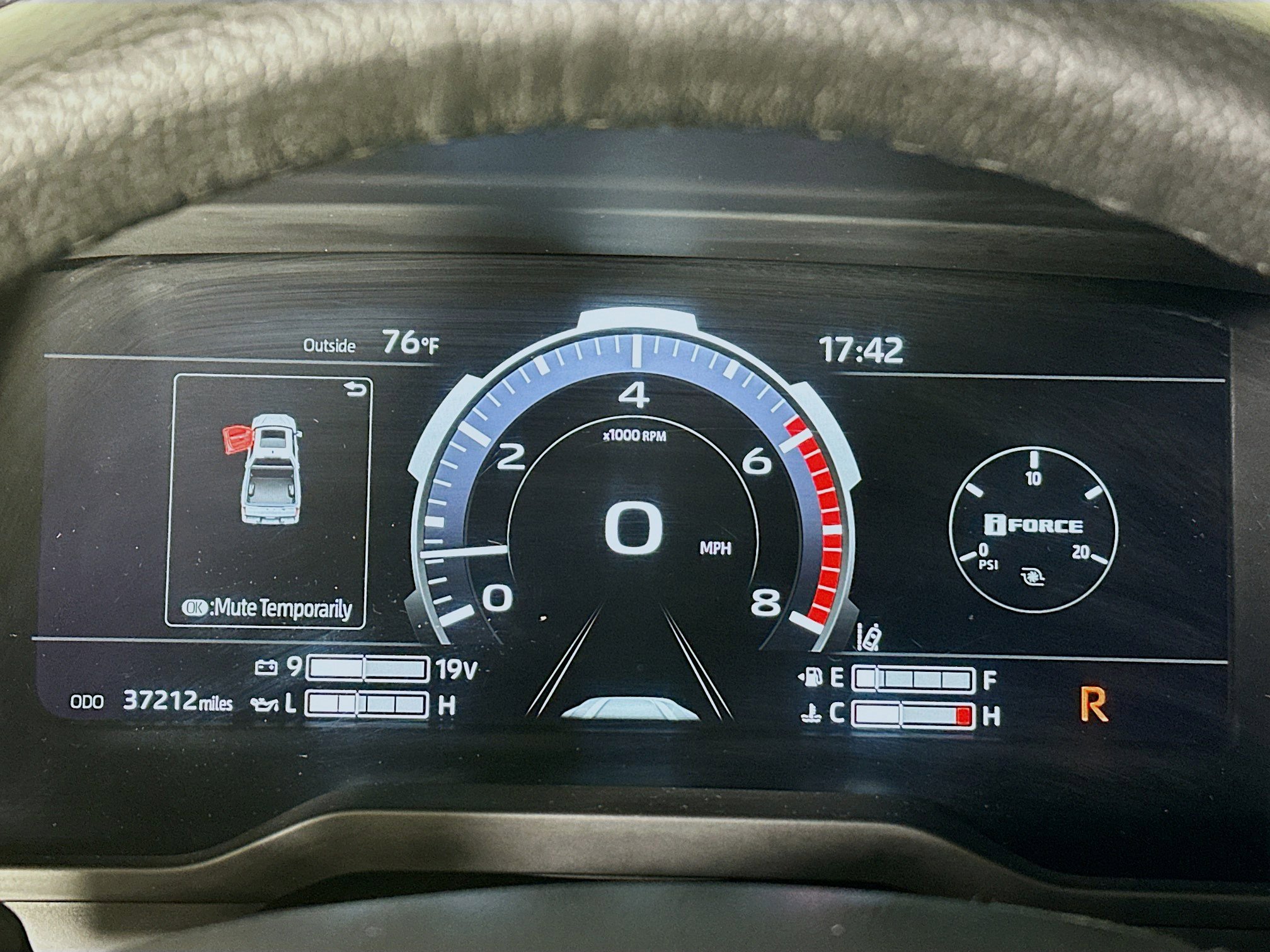 Used 2025 Toyota Tundra Limited image 19