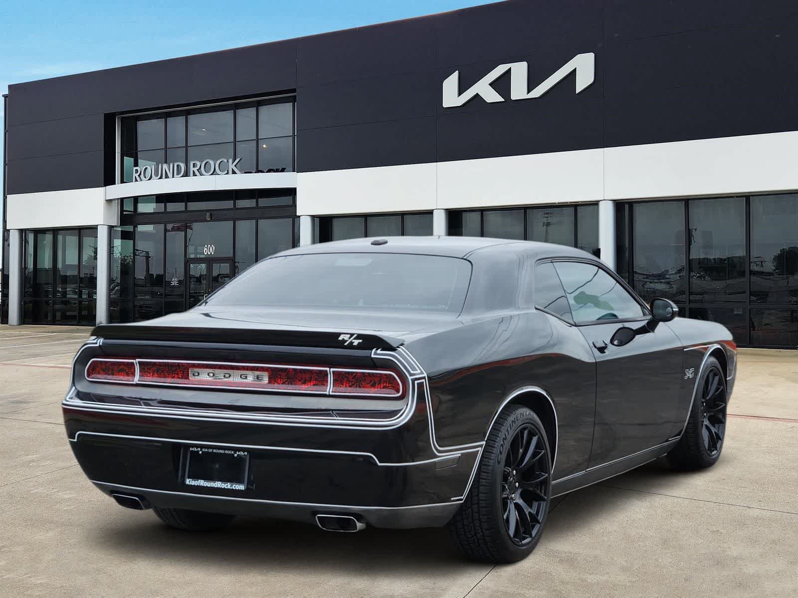 Used 2014 Dodge Challenger R/T w/ Blacktop Package RWD image 5