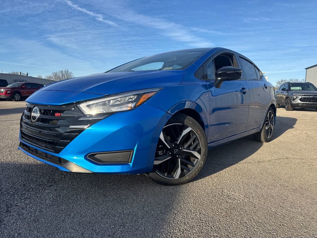 Used 2024 Nissan Versa SR w/ Trunk Package image 1