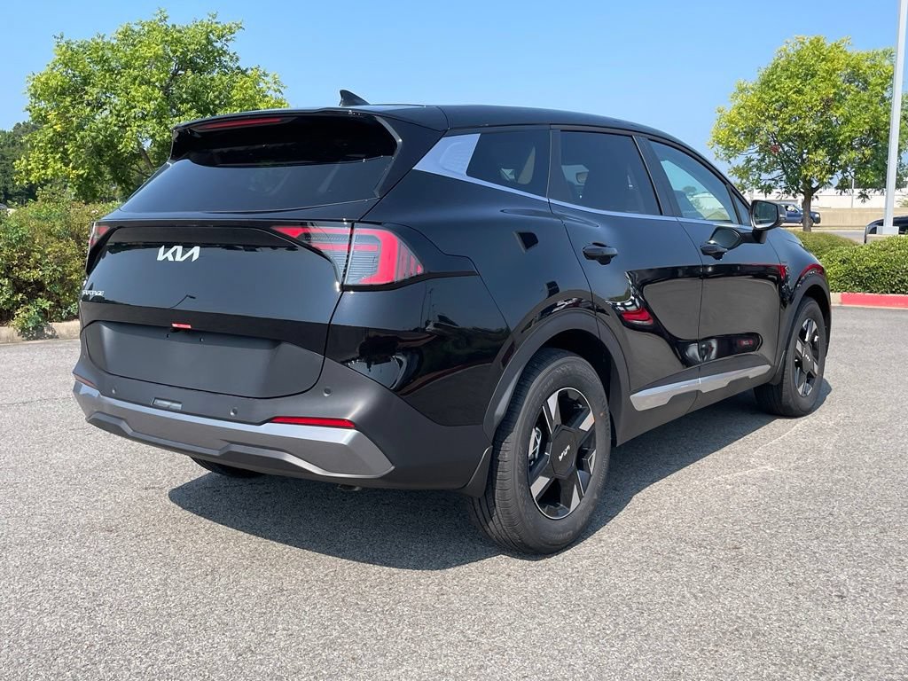 New 2026 Kia Sportage LX w/ LX Convenience Package FWD image 9
