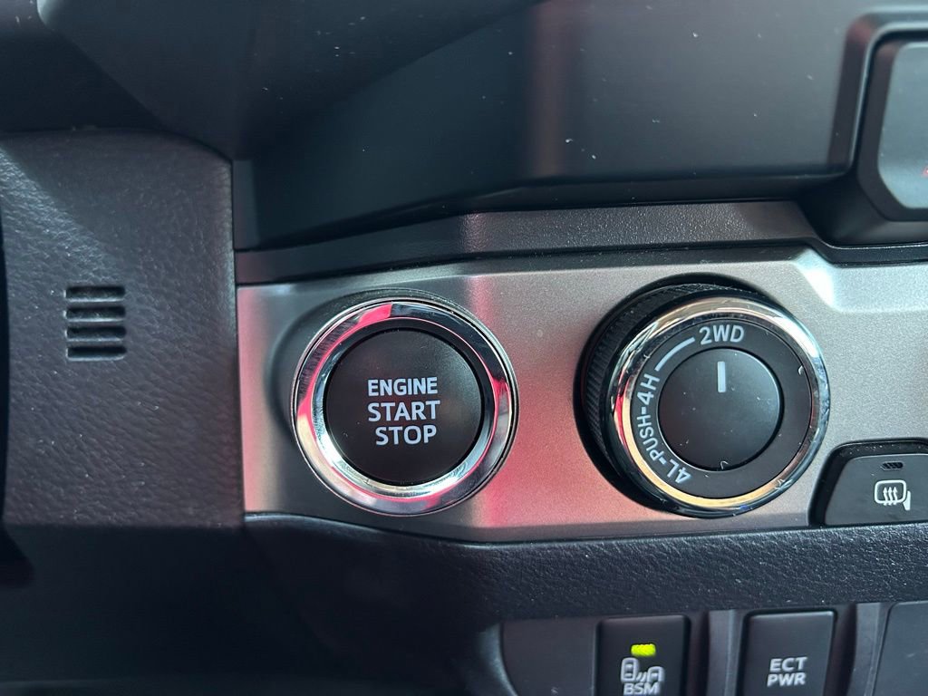 Certified 2023 Toyota Tacoma 4x4 Double Cab image 28