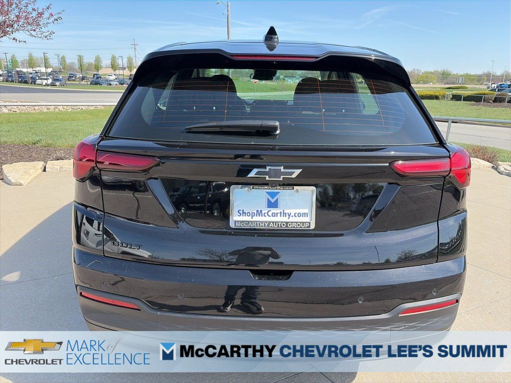 New 2027 Chevrolet Bolt LT FWD image 7