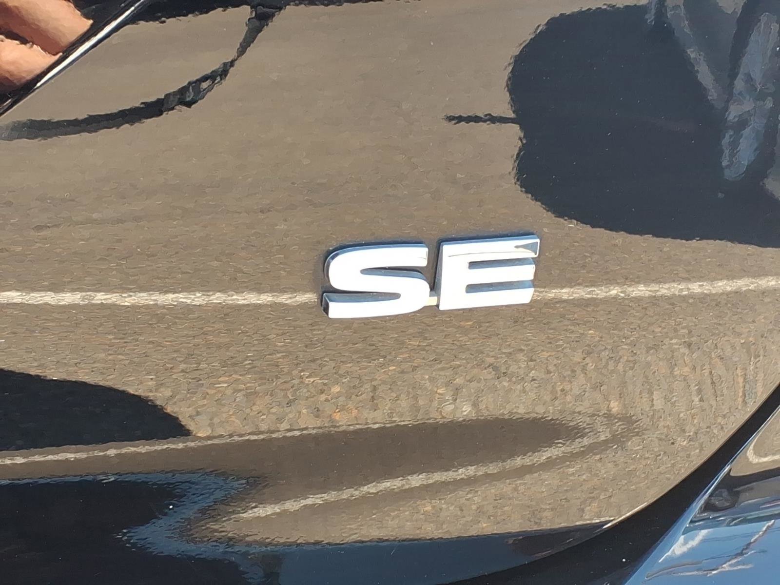 Used 2023 Mitsubishi Outlander SE image 17