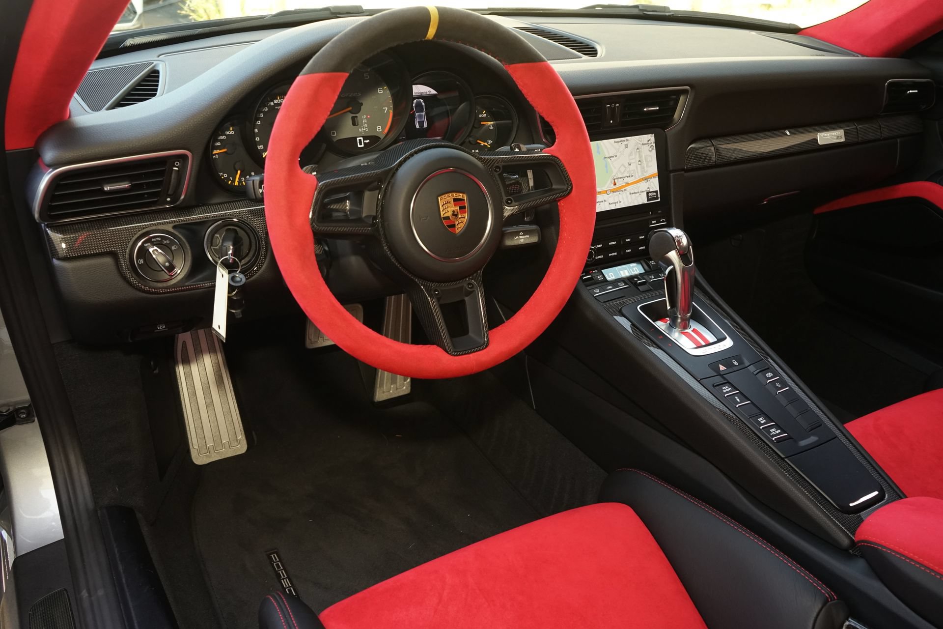 Used 2018 Porsche 911 GT2 RS RWD image 17