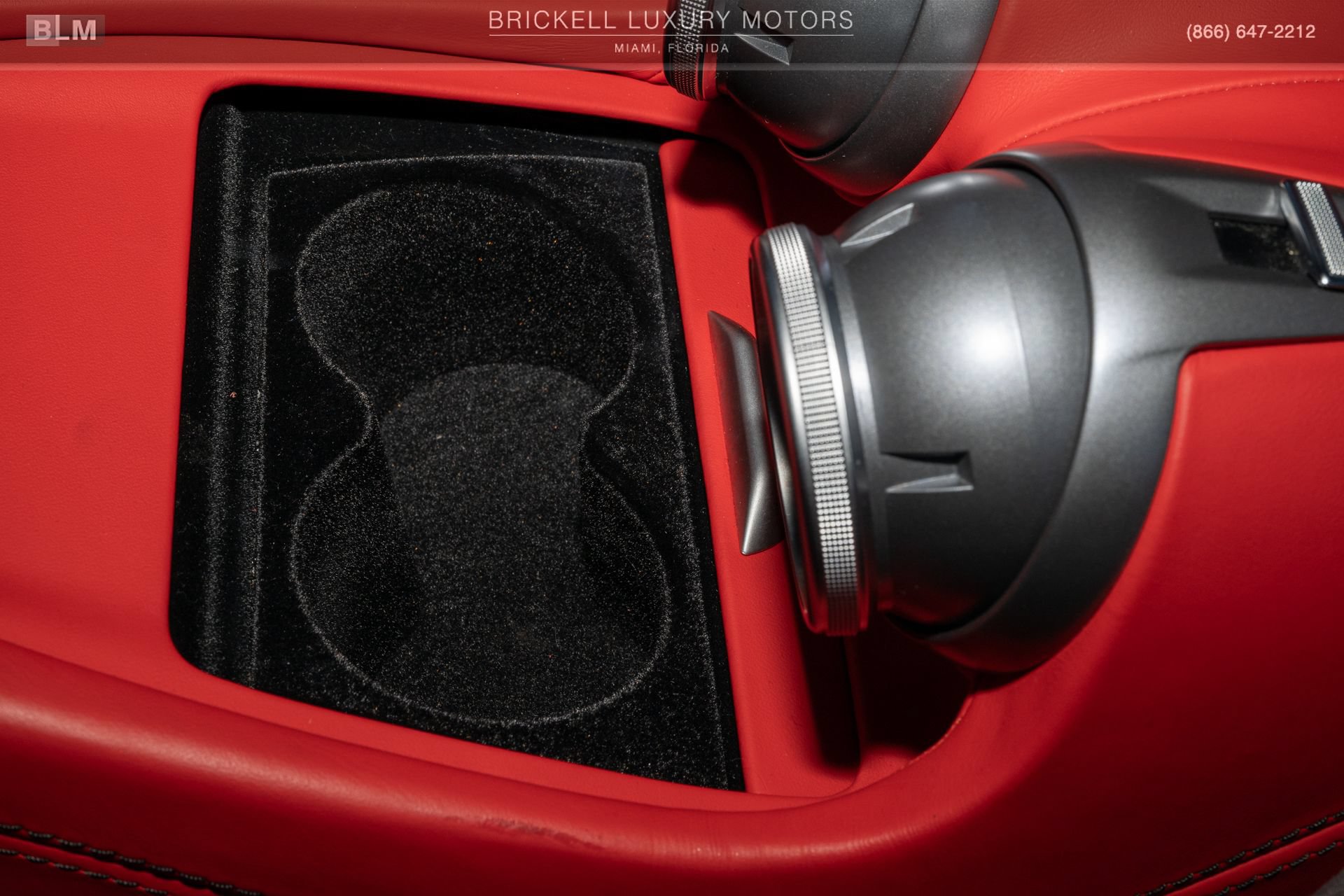 Used 2018 Ferrari GTC4Lusso T RWD image 25
