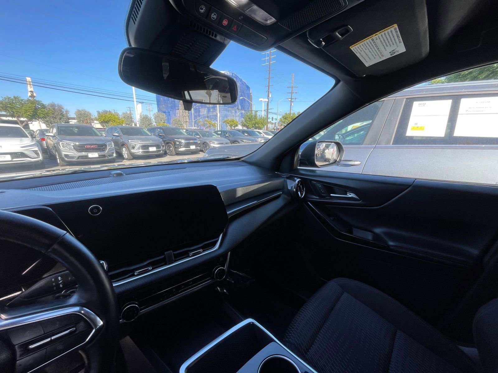 Used 2025 Chevrolet Equinox LT image 35