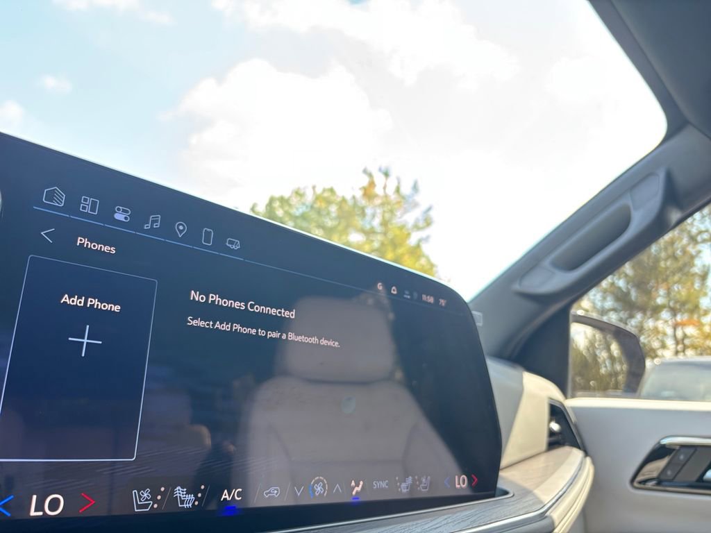 New 2025 Chevrolet Suburban Premier image 21