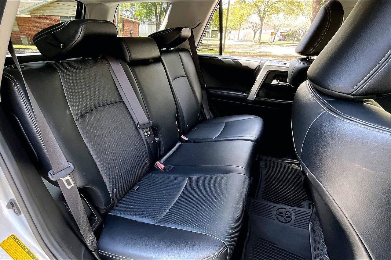 Used 2021 Toyota 4Runner Limited image 21