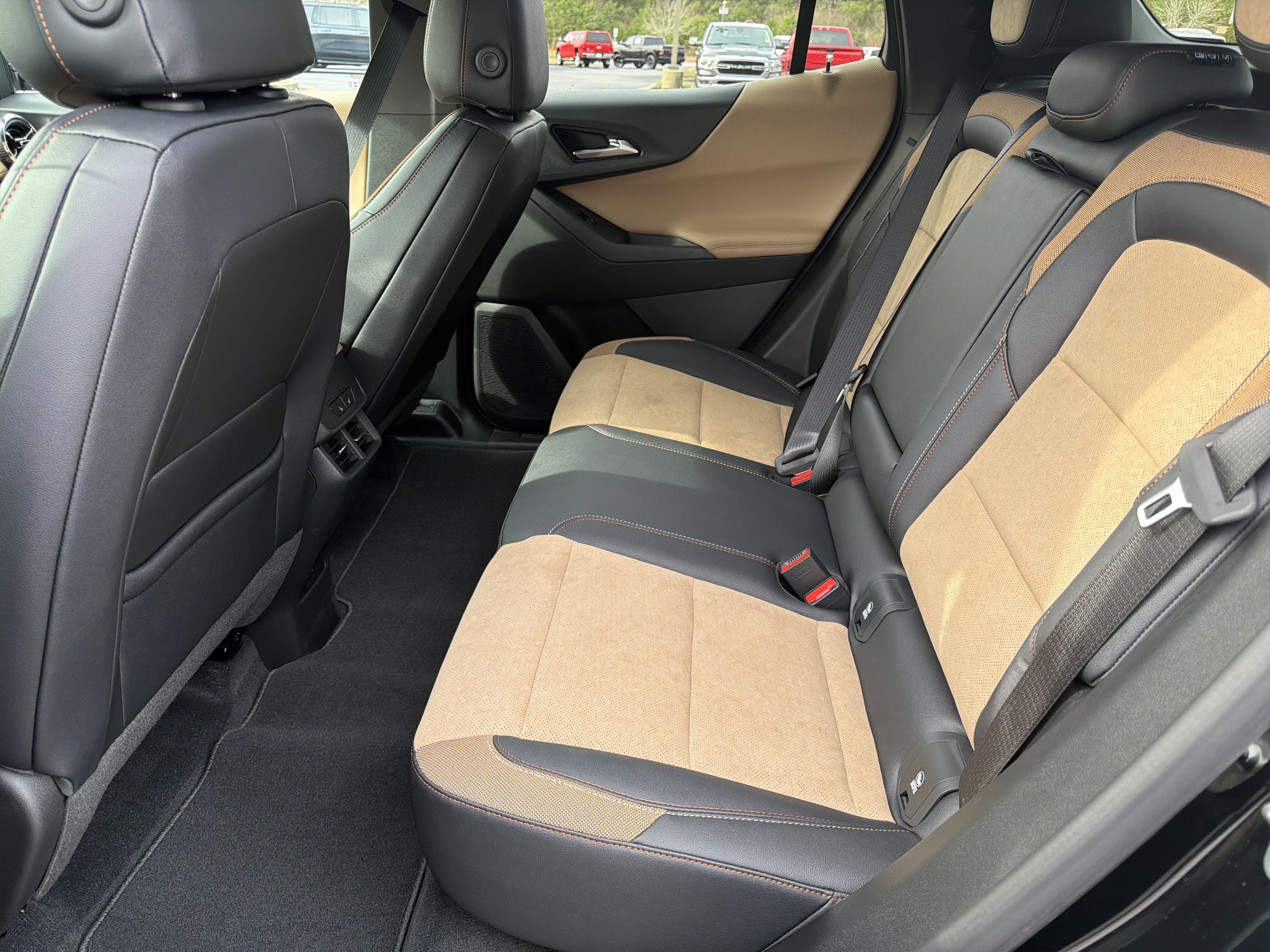 New 2026 Chevrolet Equinox ACTIV w/ Convenience Package III image 22