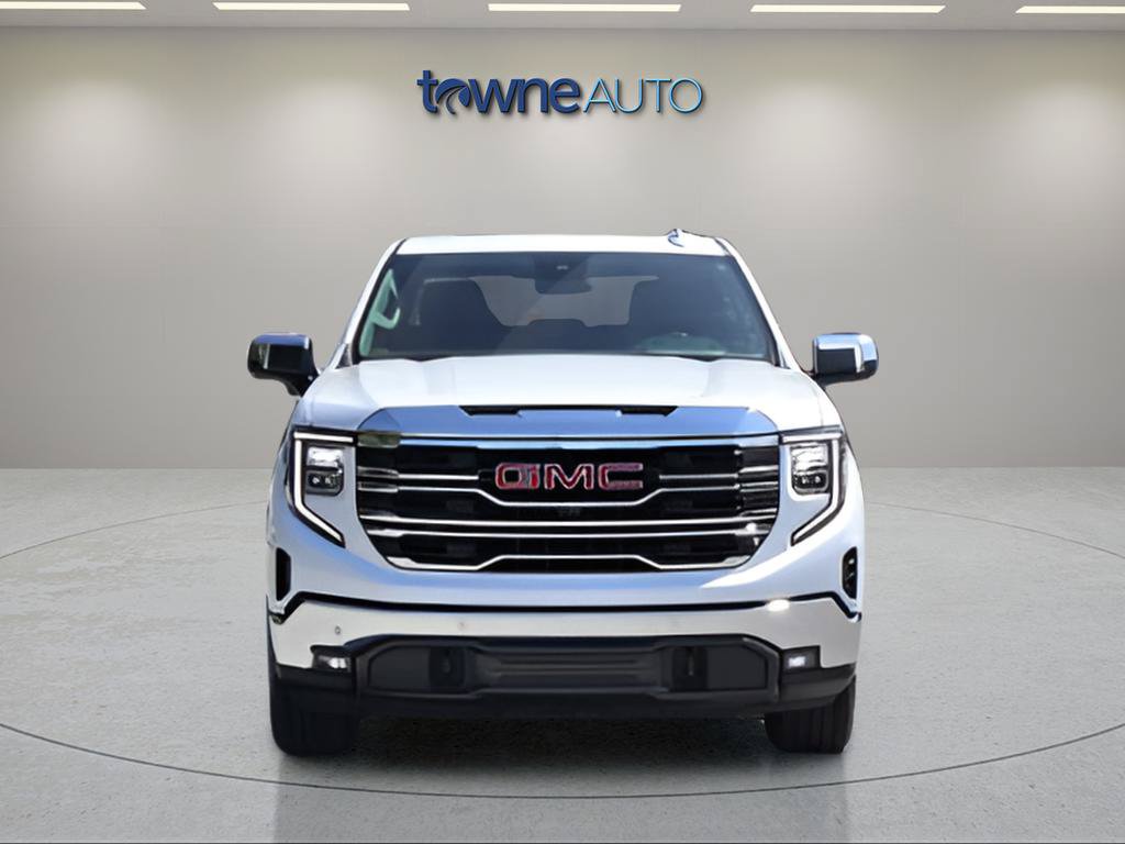 Used 2024 GMC Sierra 1500 SLT w/ SLT Premium Plus Package AWD/4WD image 10