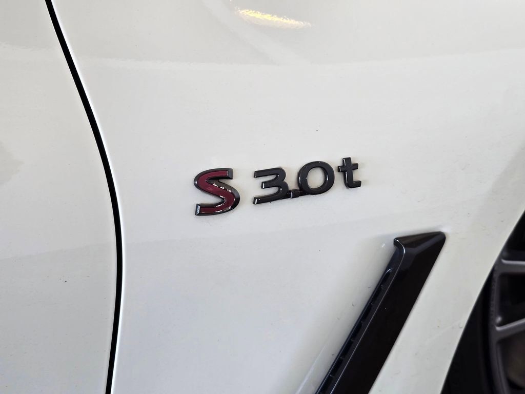 Used 2017 INFINITI Q60 Red Sport 400 AWD/4WD image 27