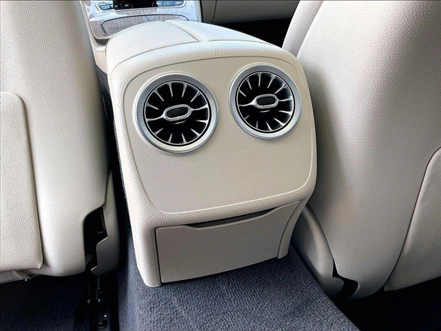 Used 2023 Mercedes-Benz E 450 Coupe image 25