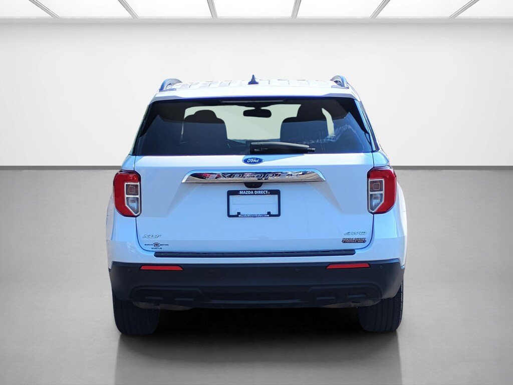 Used 2022 Ford Explorer XLT AWD/4WD image 4