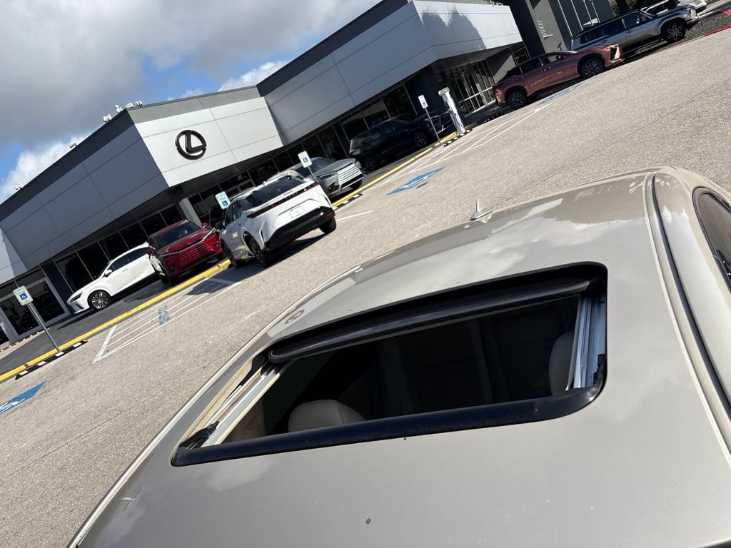 Used 2012 Lexus ES 350 FWD image 10