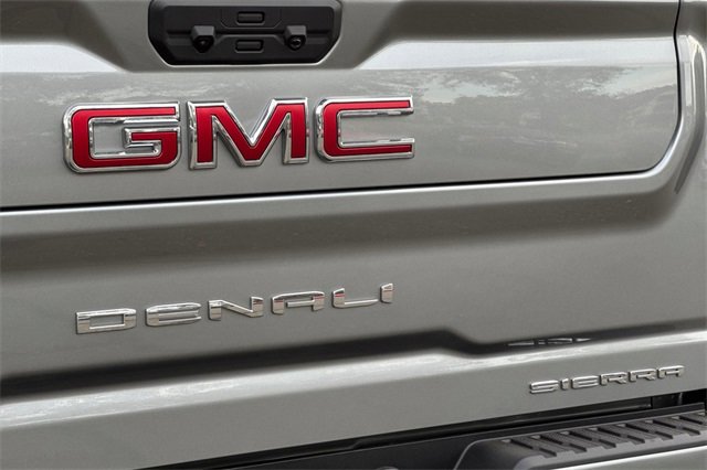 New 2026 GMC Sierra 2500 Denali w/ Denali Reserve Package image 33