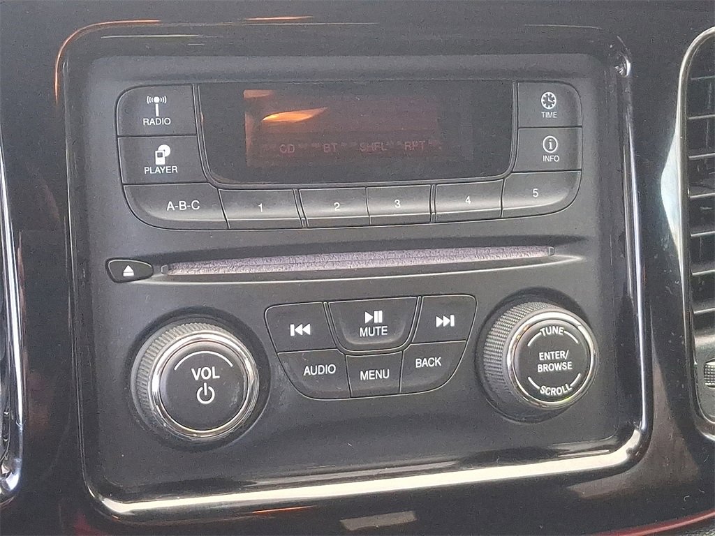 Used 2015 Dodge Dart SE w/ Convenience Group image 16