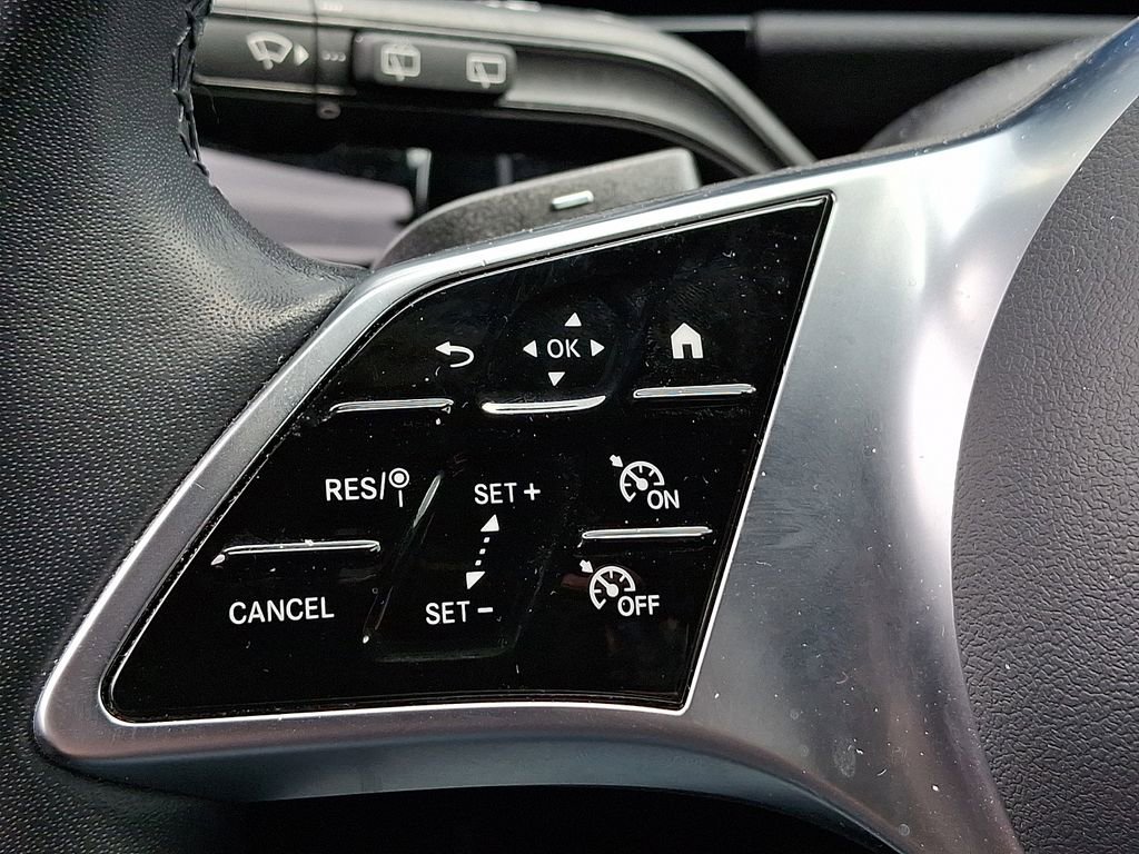 Used 2025 Mercedes-Benz GLA 250 4MATIC image 21