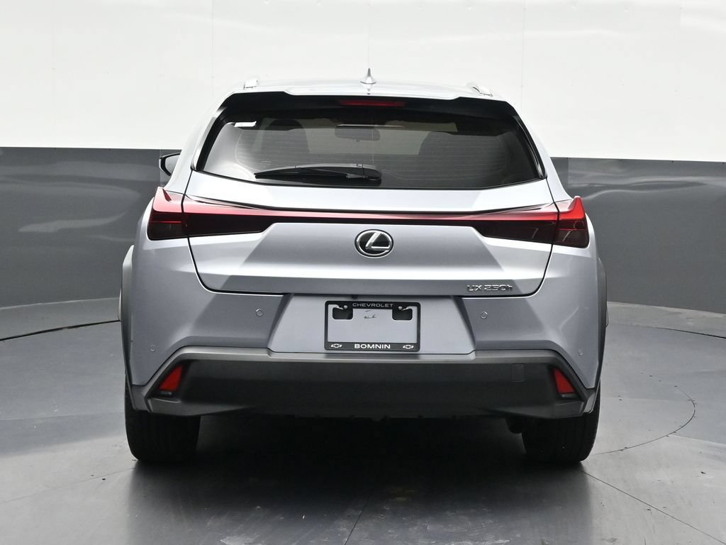 Used 2023 Lexus UX 250h FWD w/ Accessory Package (Z2) image 4