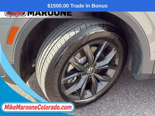 Certified 2024 Volkswagen Tiguan SE image 9