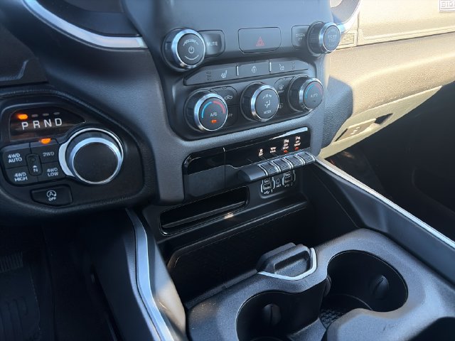 Used 2022 RAM 1500 Big Horn AWD/4WD image 18