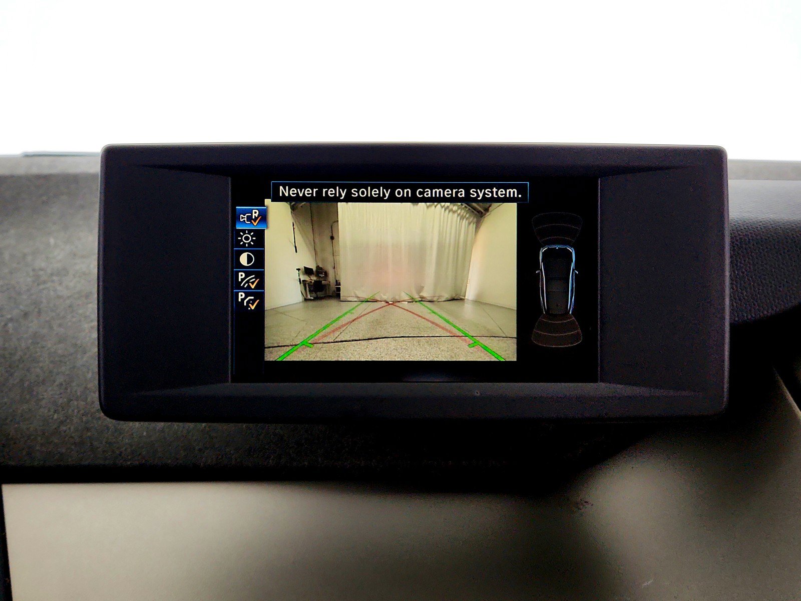 Used 2018 BMW i3 image 12