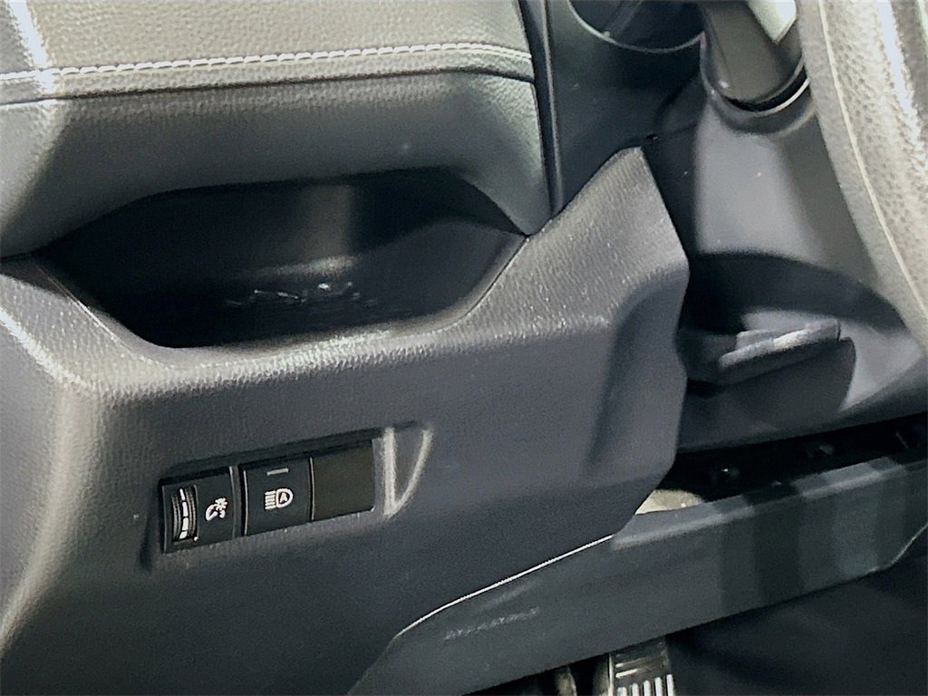 Used 2024 Toyota RAV4 LE image 8