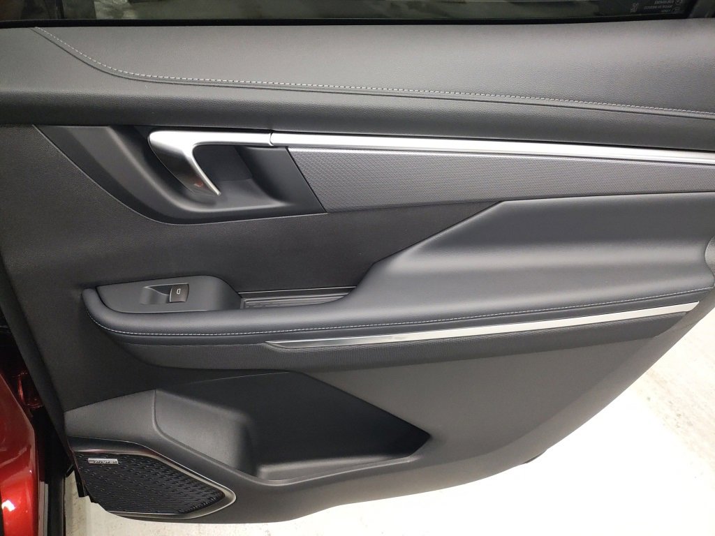 New 2026 Buick Enclave Sport Touring w/ Power Package image 15