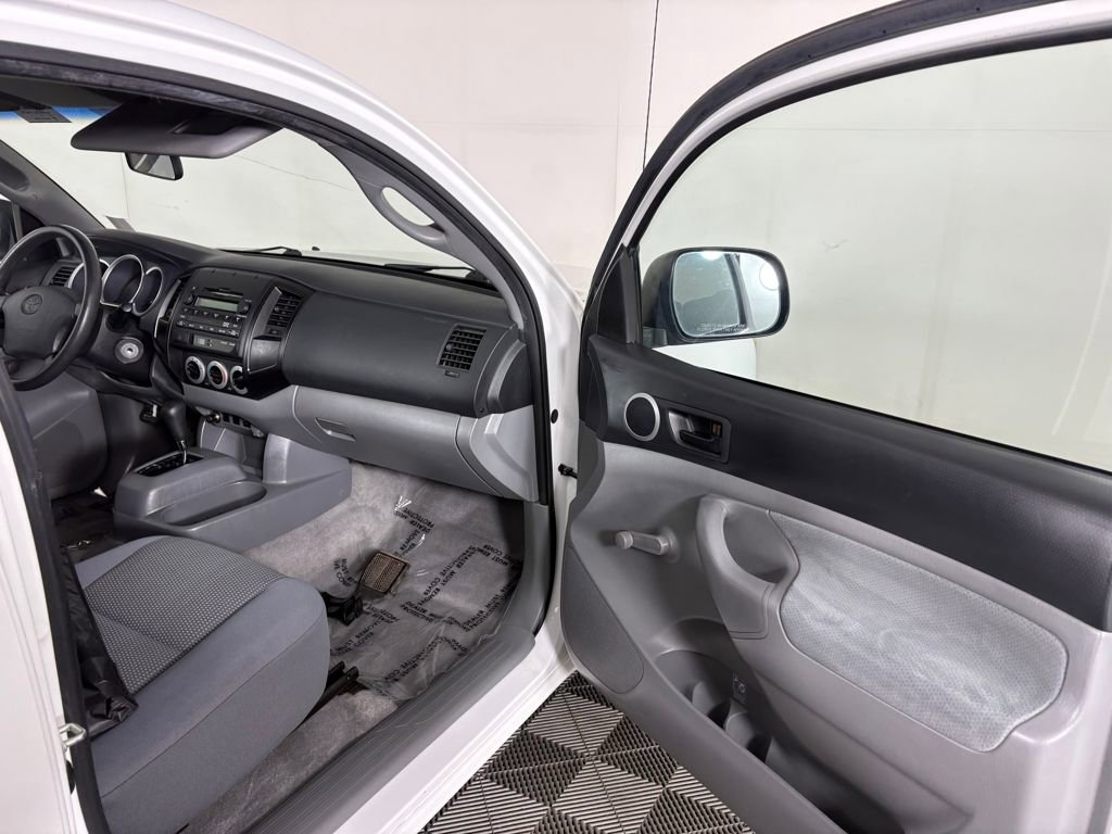 Used 2009 Toyota Tacoma Base image 23