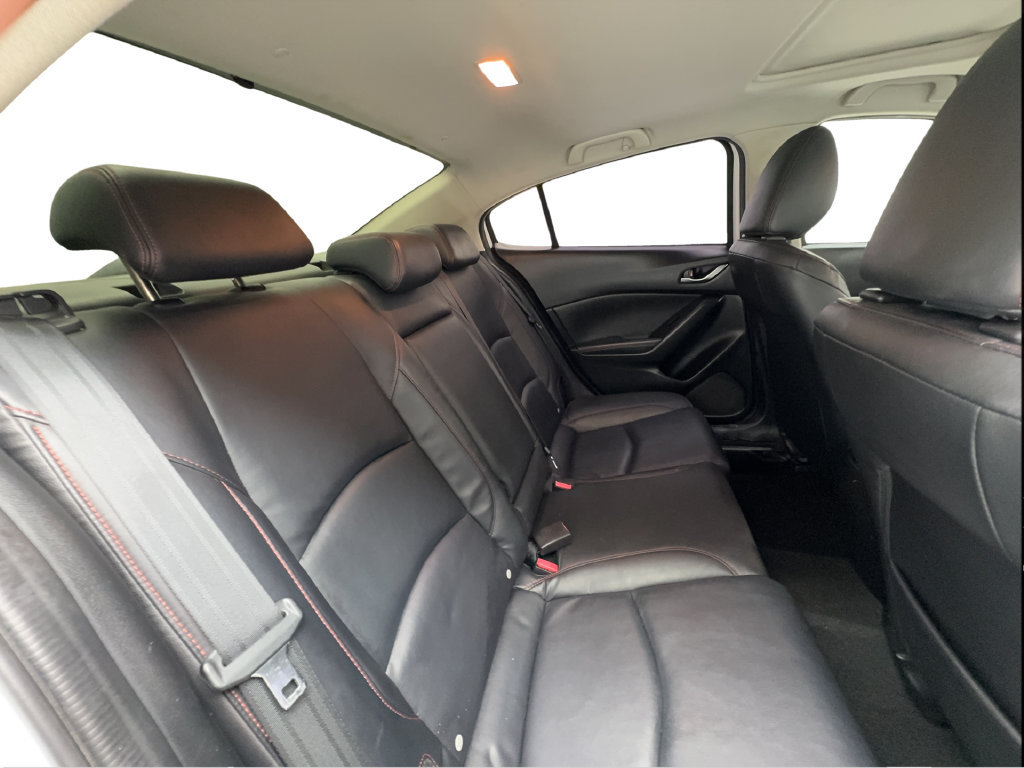 Used 2015 MAZDA MAZDA3 s Touring FWD image 29