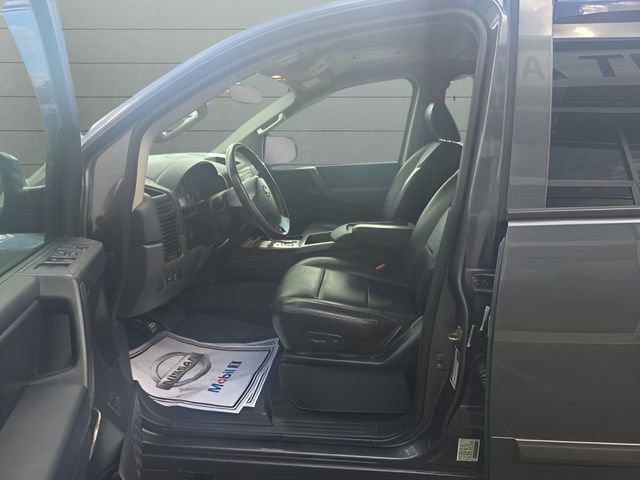 Used 2012 Nissan Titan SL AWD/4WD image 12