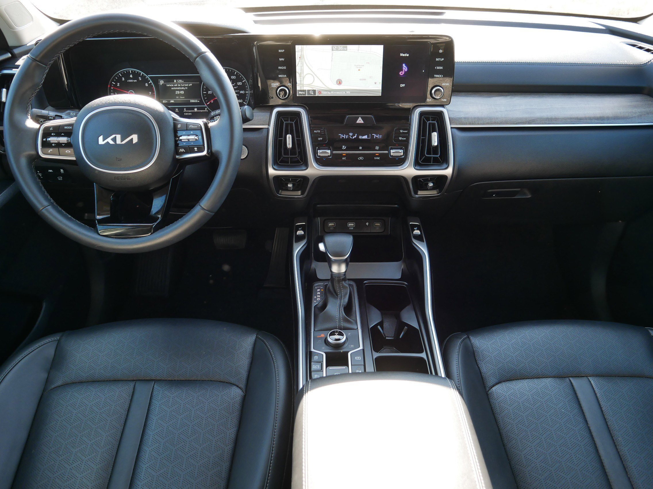 Certified 2022 Kia Sorento X-Line EX image 10