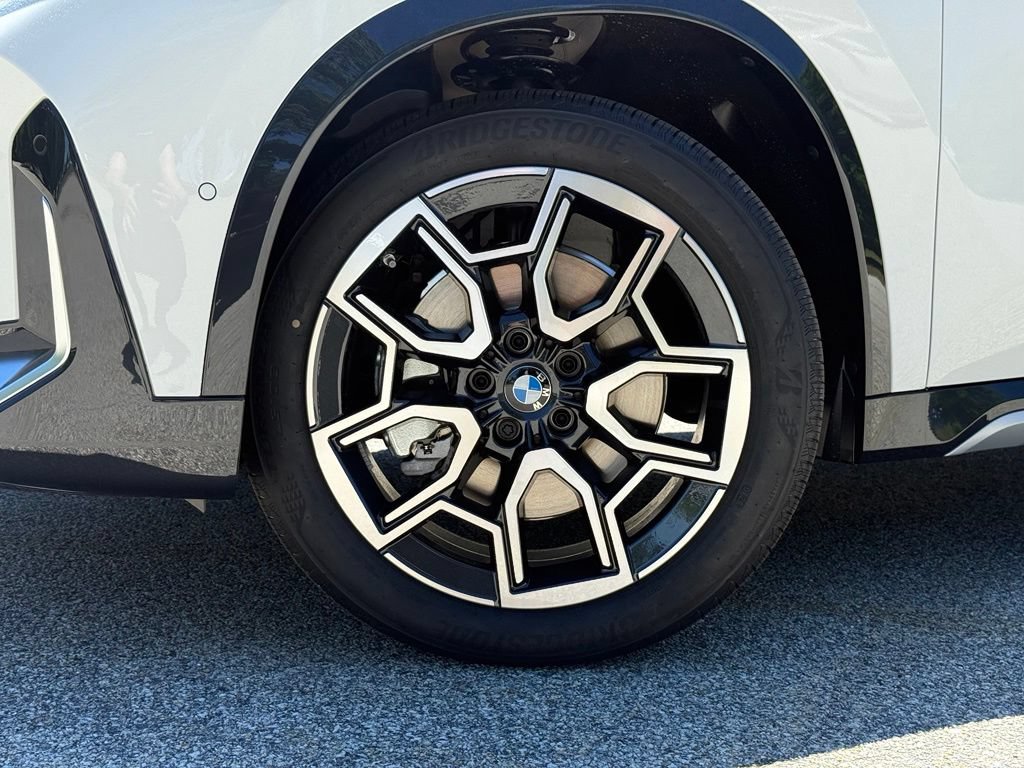 New 2026 BMW X1 xDrive28i AWD/4WD image 2