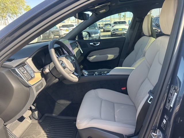 New 2026 Volvo XC60 B5 Plus w/ Protection Package Premier AWD/4WD image 10