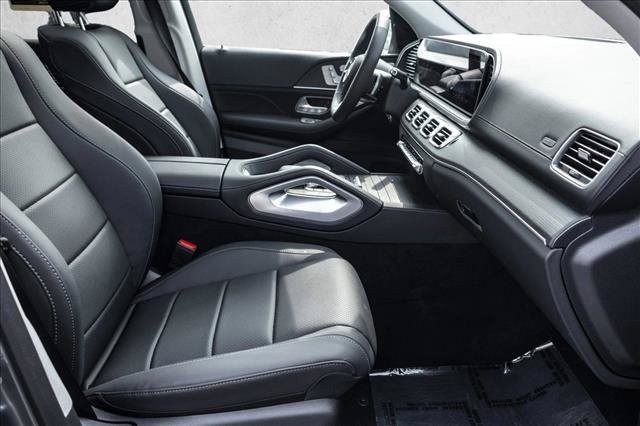 Certified 2026 Mercedes-Benz GLS 450 4MATIC image 28