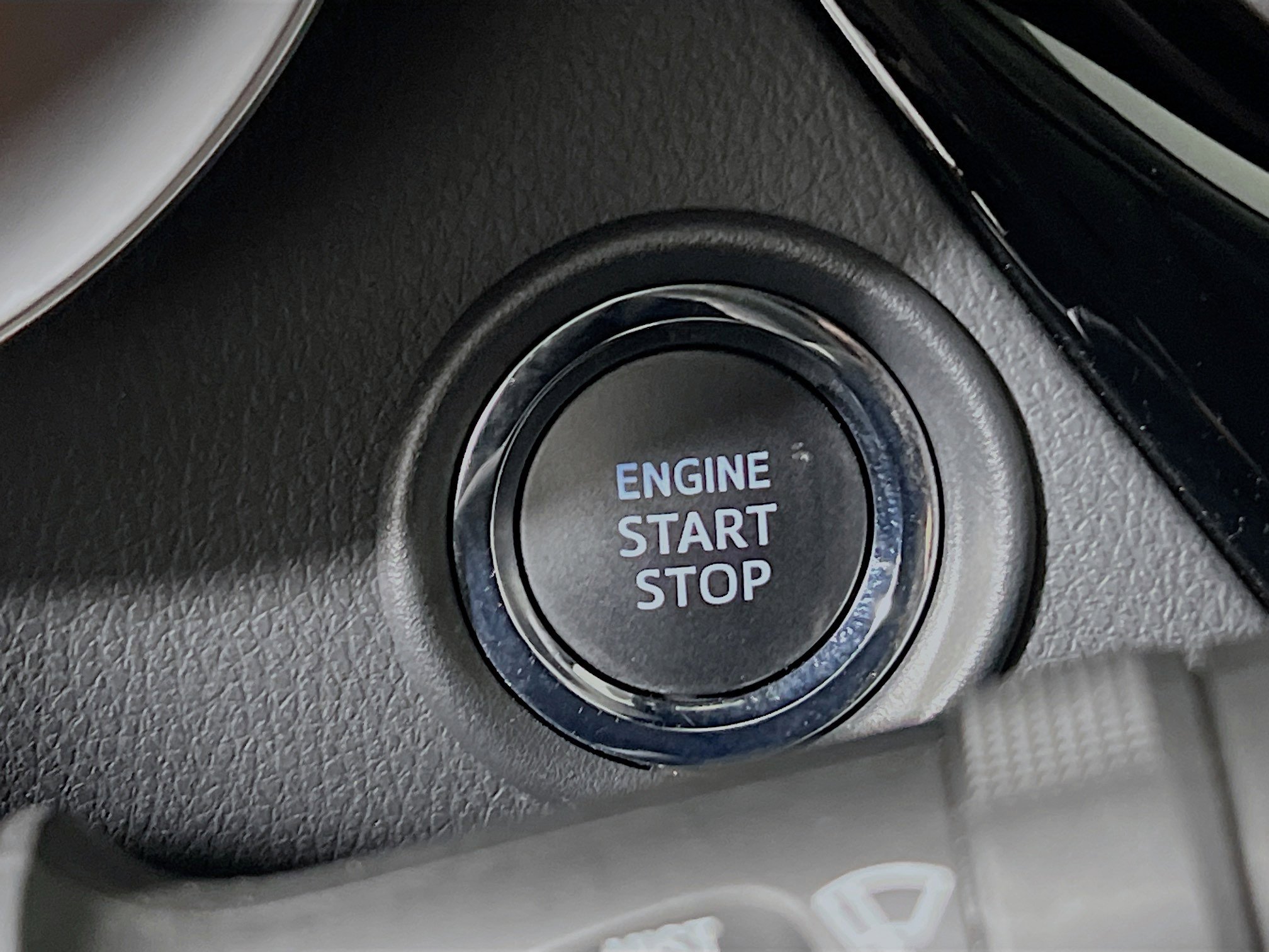 Used 2021 Toyota C-HR Limited image 23