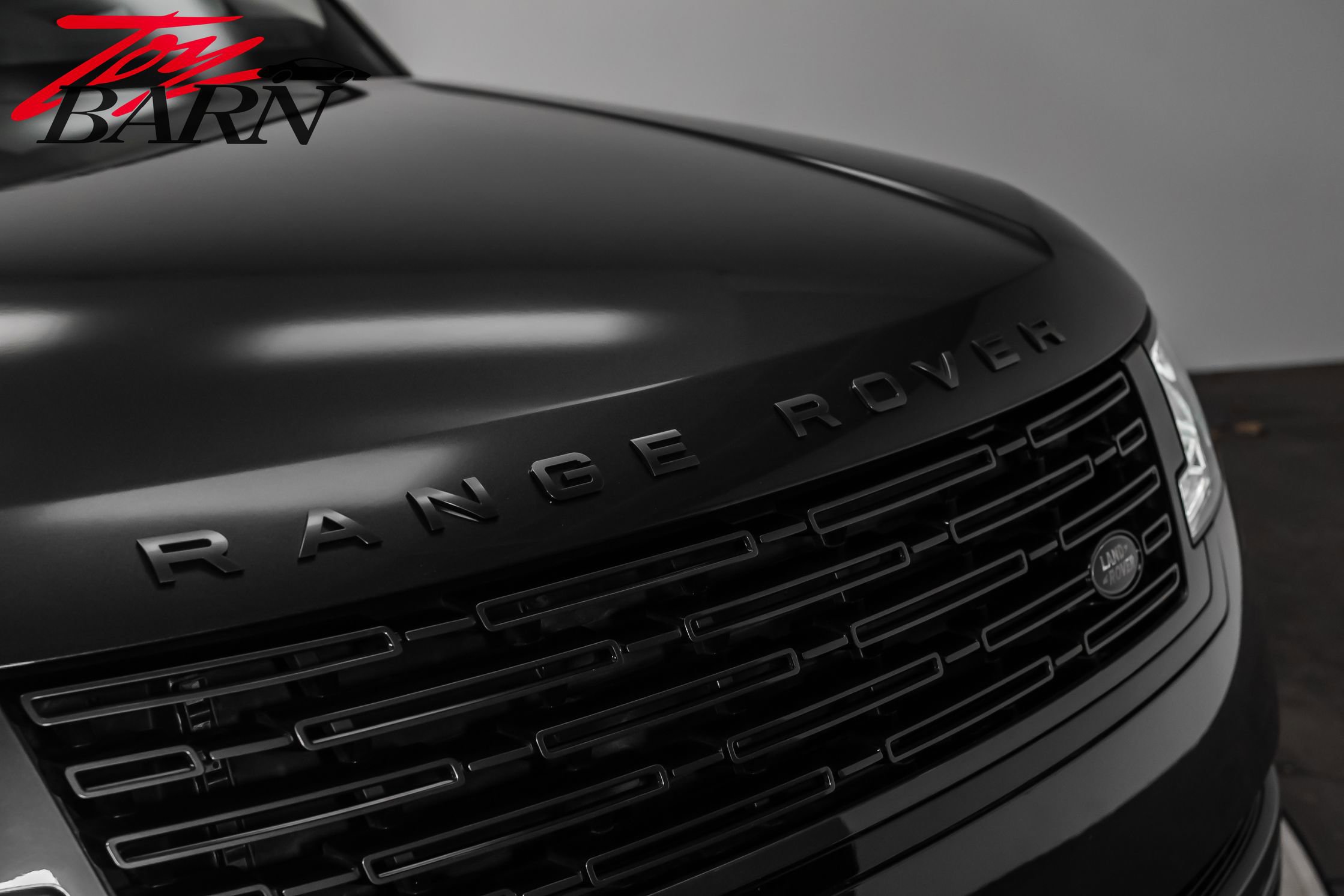 Used 2024 Land Rover Range Rover SE image 9