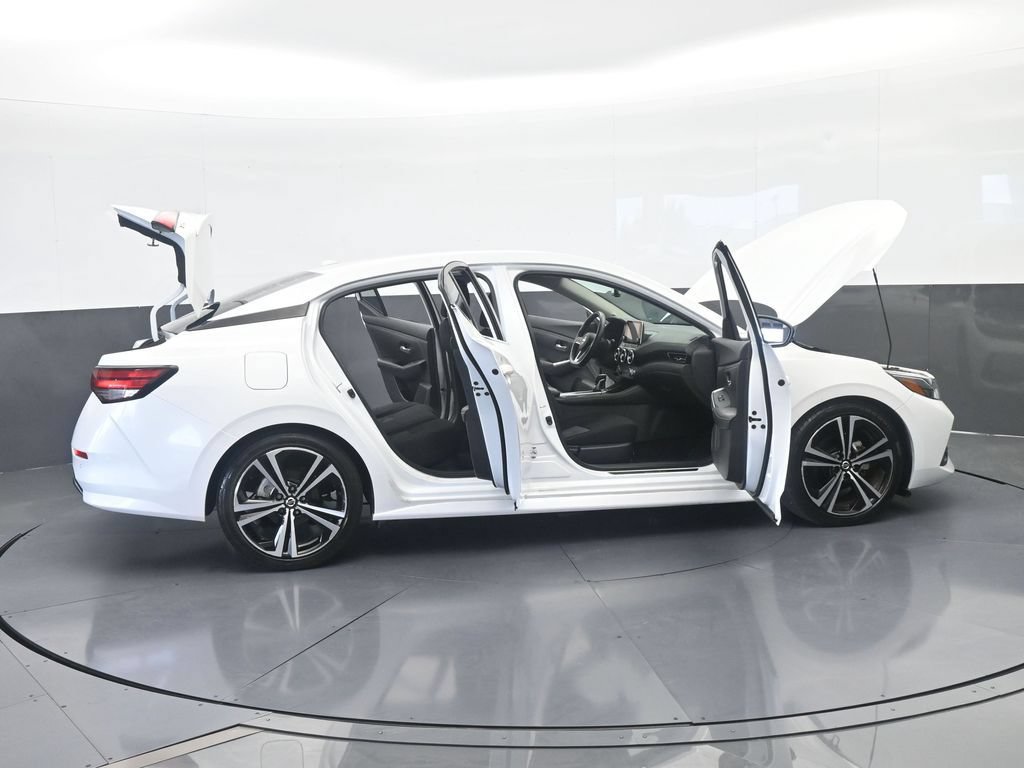 Used 2020 Nissan Sentra SR w/ Electronics Package FWD image 70