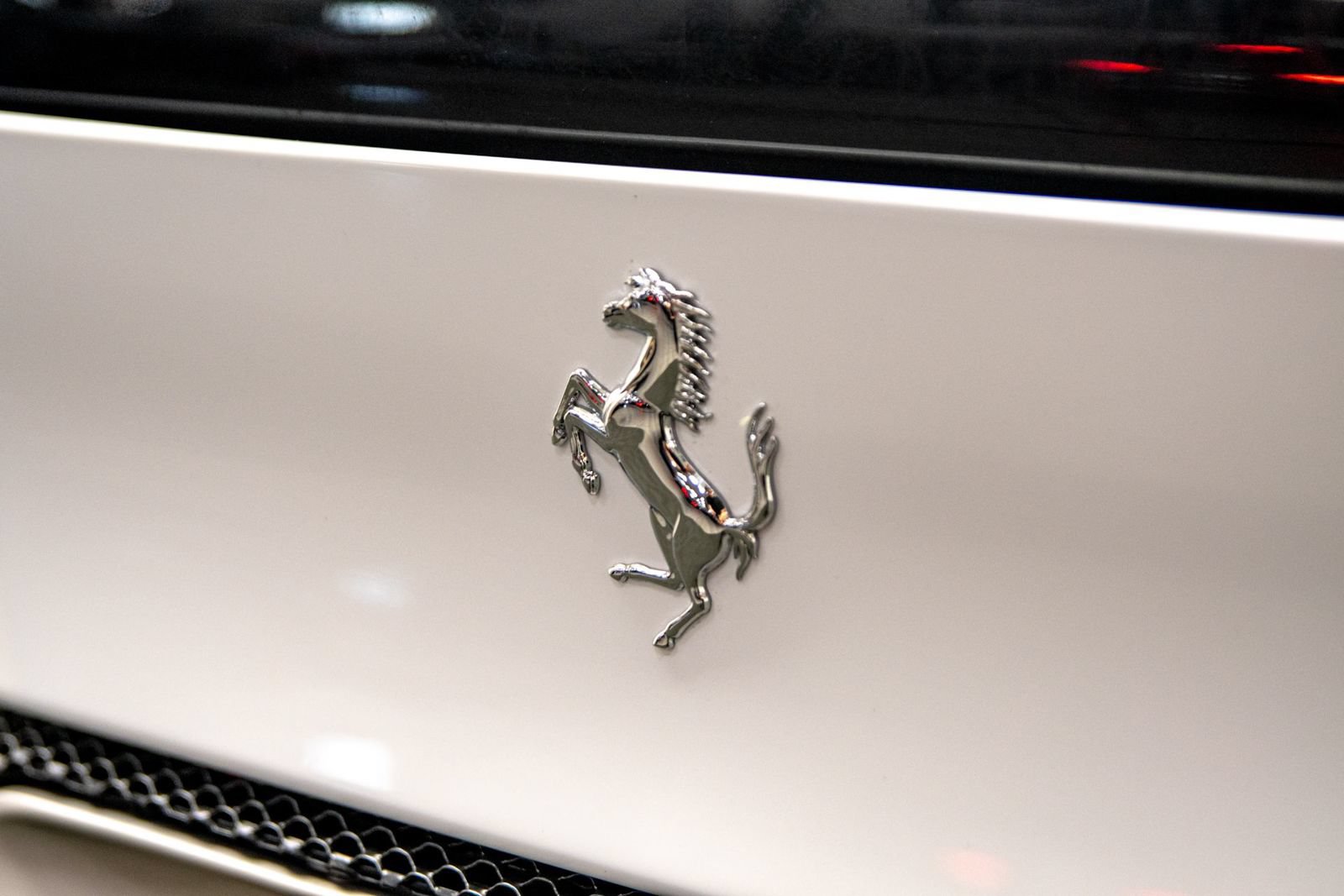 Used 2025 Ferrari 296 GTS RWD image 48