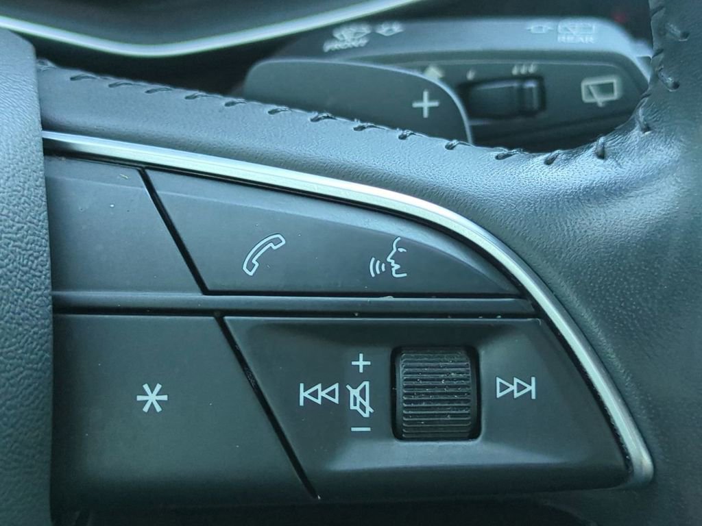 Used 2019 Audi Q8 Premium Plus w/ Premium Plus image 27