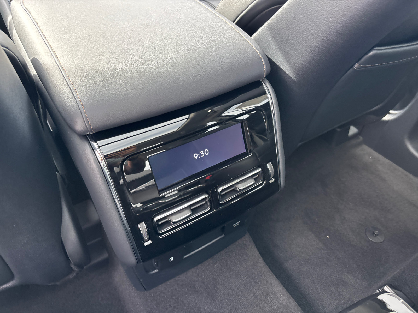 New 2026 Lincoln Aviator Reserve AWD/4WD image 33