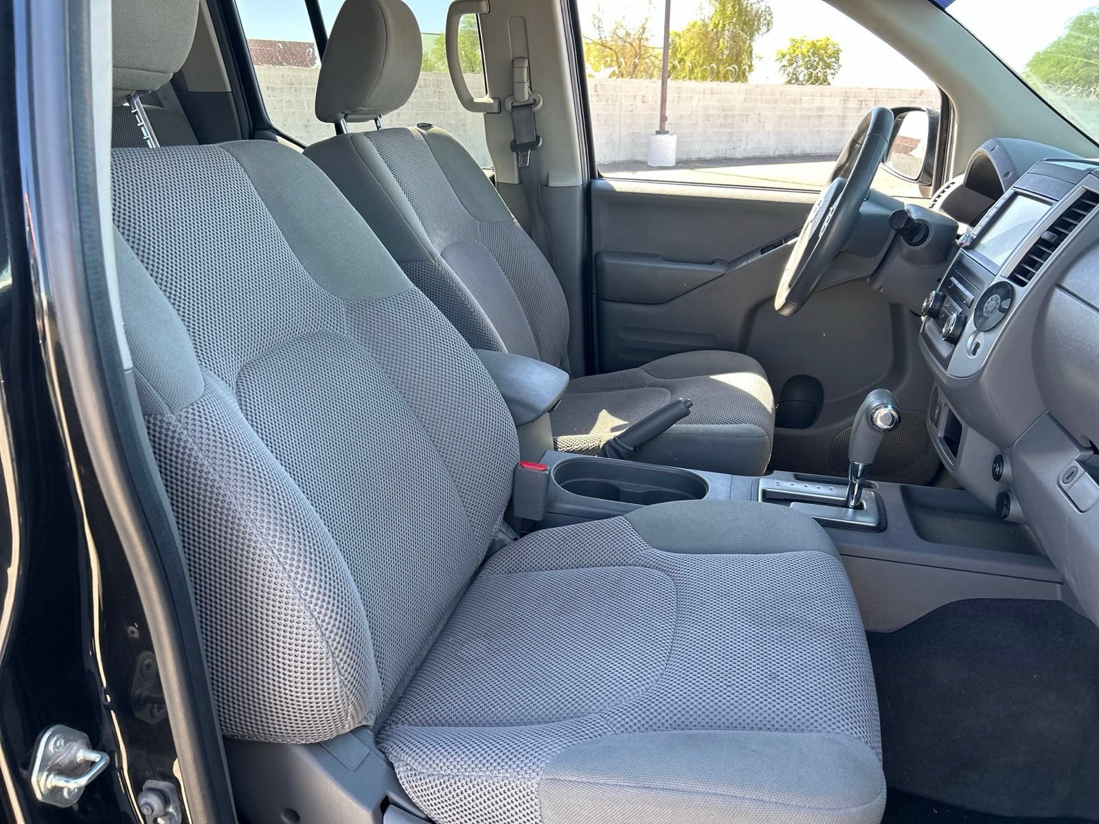 Used 2019 Nissan Frontier SV RWD image 11