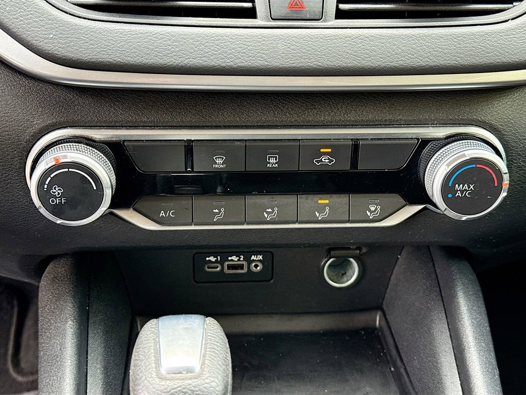 Used 2022 Nissan Altima 2.5 SV image 12
