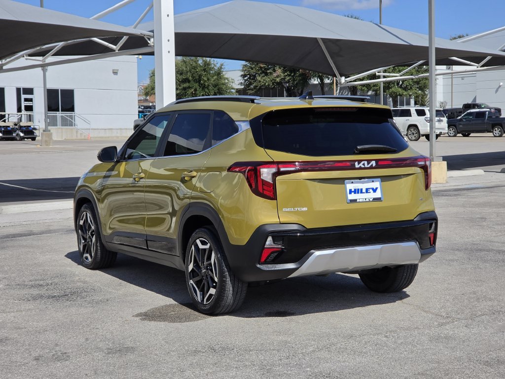 Used 2024 Kia Seltos SX w/ SX Sunroof Package AWD/4WD image 5